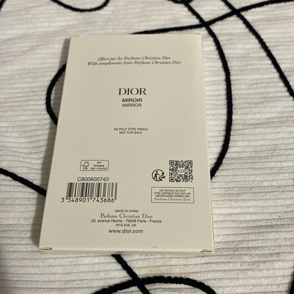 Dior Beauty Mirror with Case - Picture 8 of 9